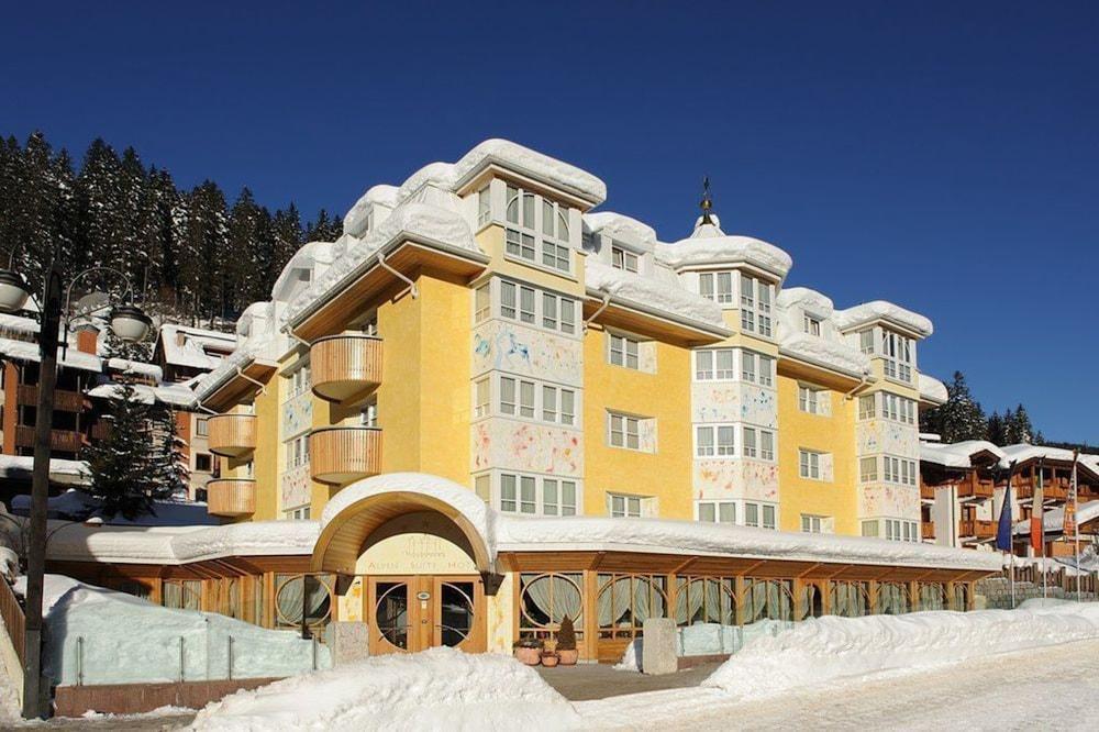 Alpen Suite Hotel Madonna di Campiglio Exterior photo