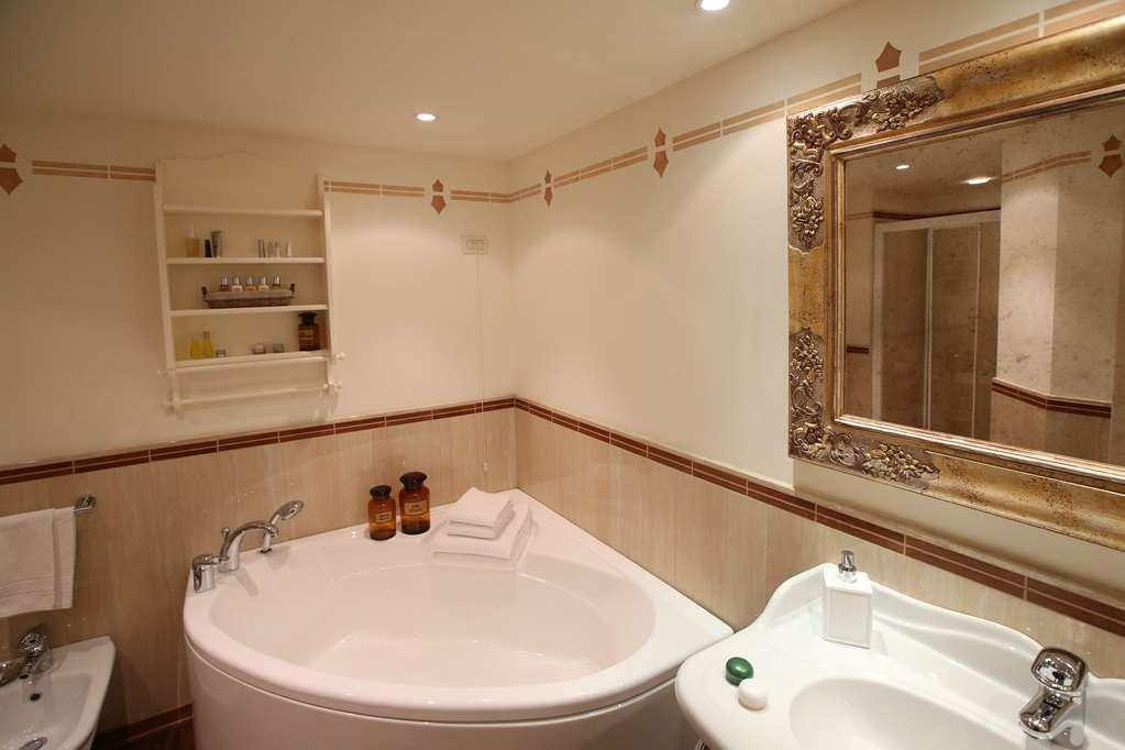 Alpen Suite Hotel Madonna di Campiglio Room photo