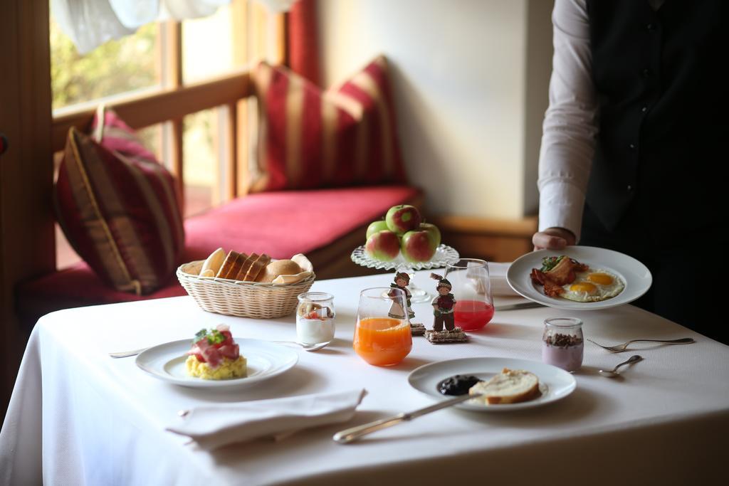 Alpen Suite Hotel Madonna di Campiglio Exterior photo